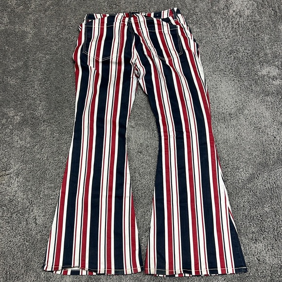 Women’s flare jeans - Picture 2 of 4